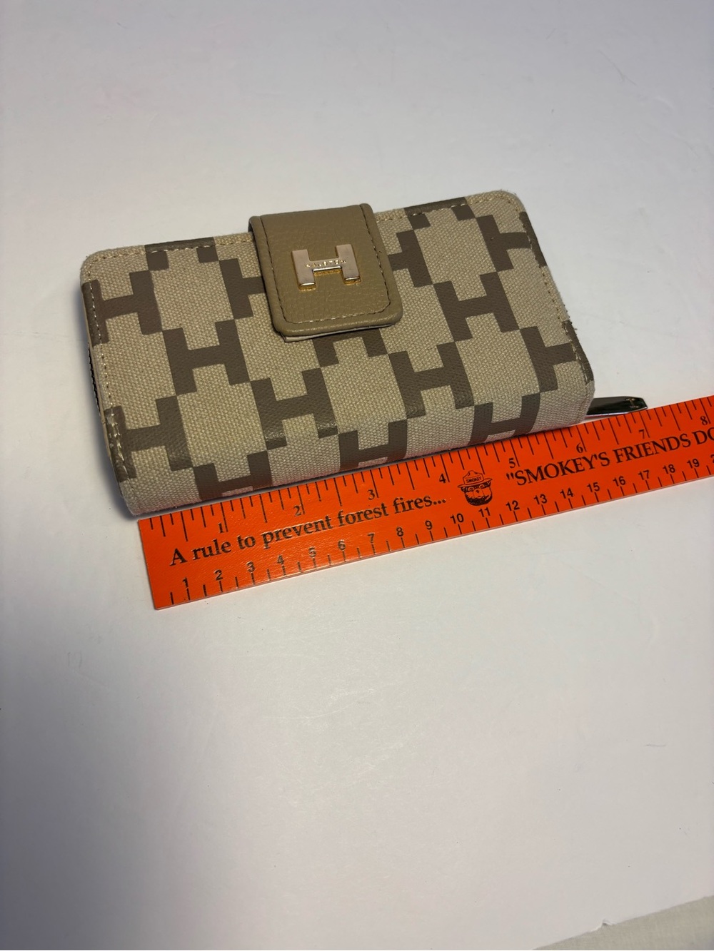 H by Halston Geometric H Monogram Zip Around Wallet - Taupe / Beige